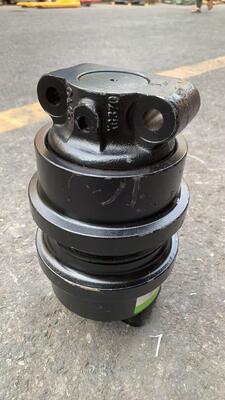 Натяжной ролик XCMG 370 - Процесс нормализации остаточного тепла, антивозрастной и коррозионностойкий, поддерживает натяжение гусеницы, подходит для горнодобывающих/строительных площадок, применим к инженерной технике экскаватора XCMG 370